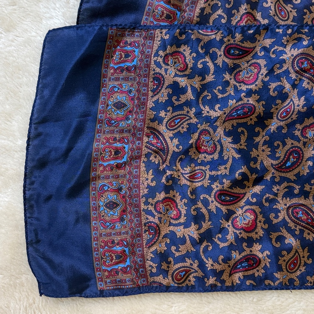 Vintage FABULOUS multi color paisley unisex silk scarf 52x10 - Picture 2 of 6